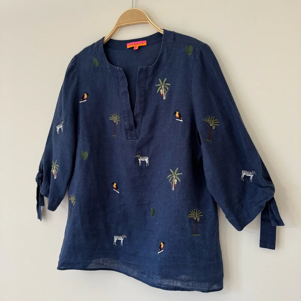 Vilagallo Navy Linen Embroidered Tropical Blouse with Toucan & Palm Motifs Sz 12 - Picture 4 of 13